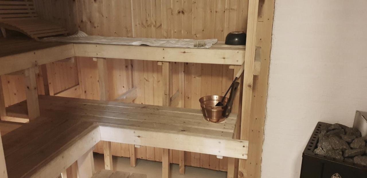 Sydabacka Guest House, A Room With A Sauna Kyrkslätt Eksteriør billede